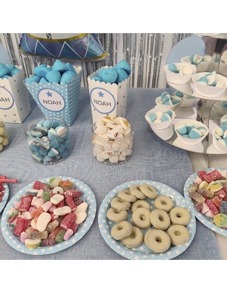 Mesa Chuches Comunión Azul niño personalizada con etiqueta